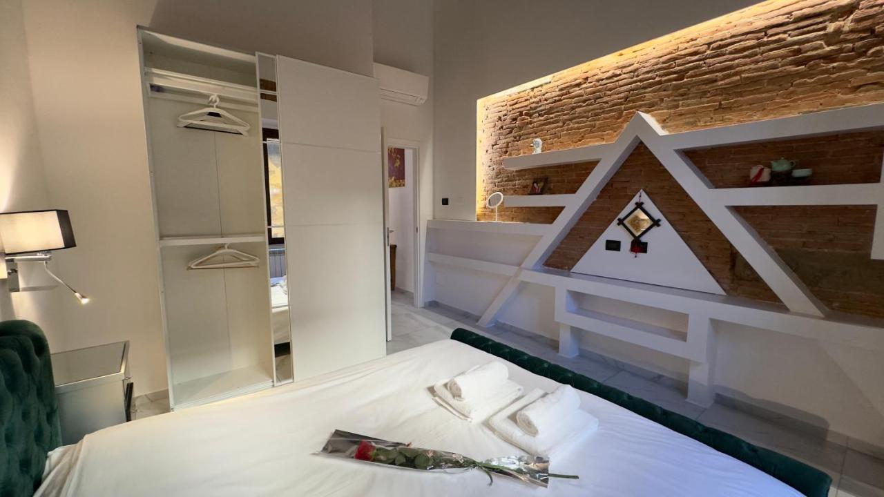 Suite Stylish & Cozy Apartment In The Heart Of Florencja Zewnętrze zdjęcie